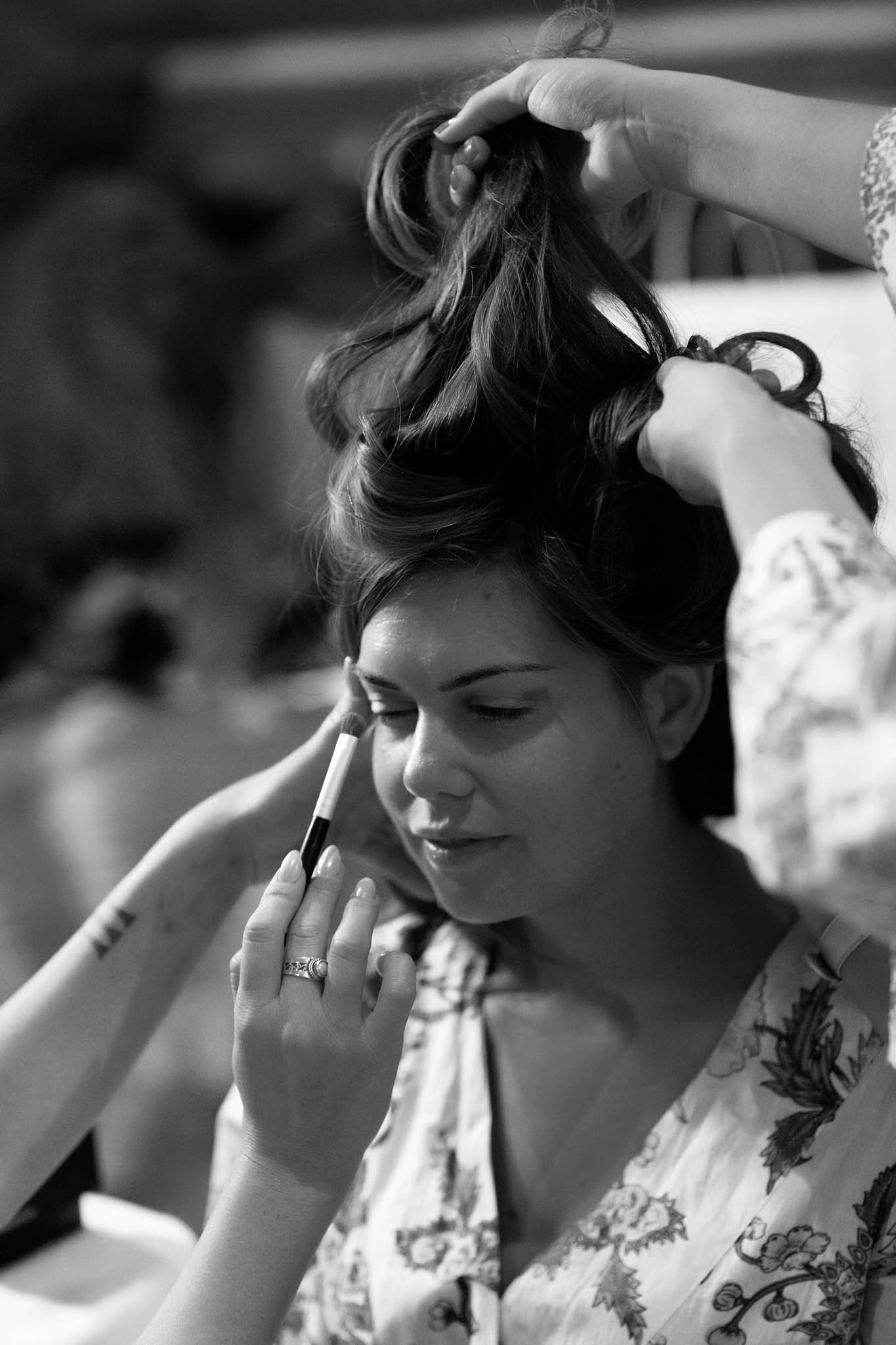 bride getting ready – North Lake Tahoe Incline Village wedding photography