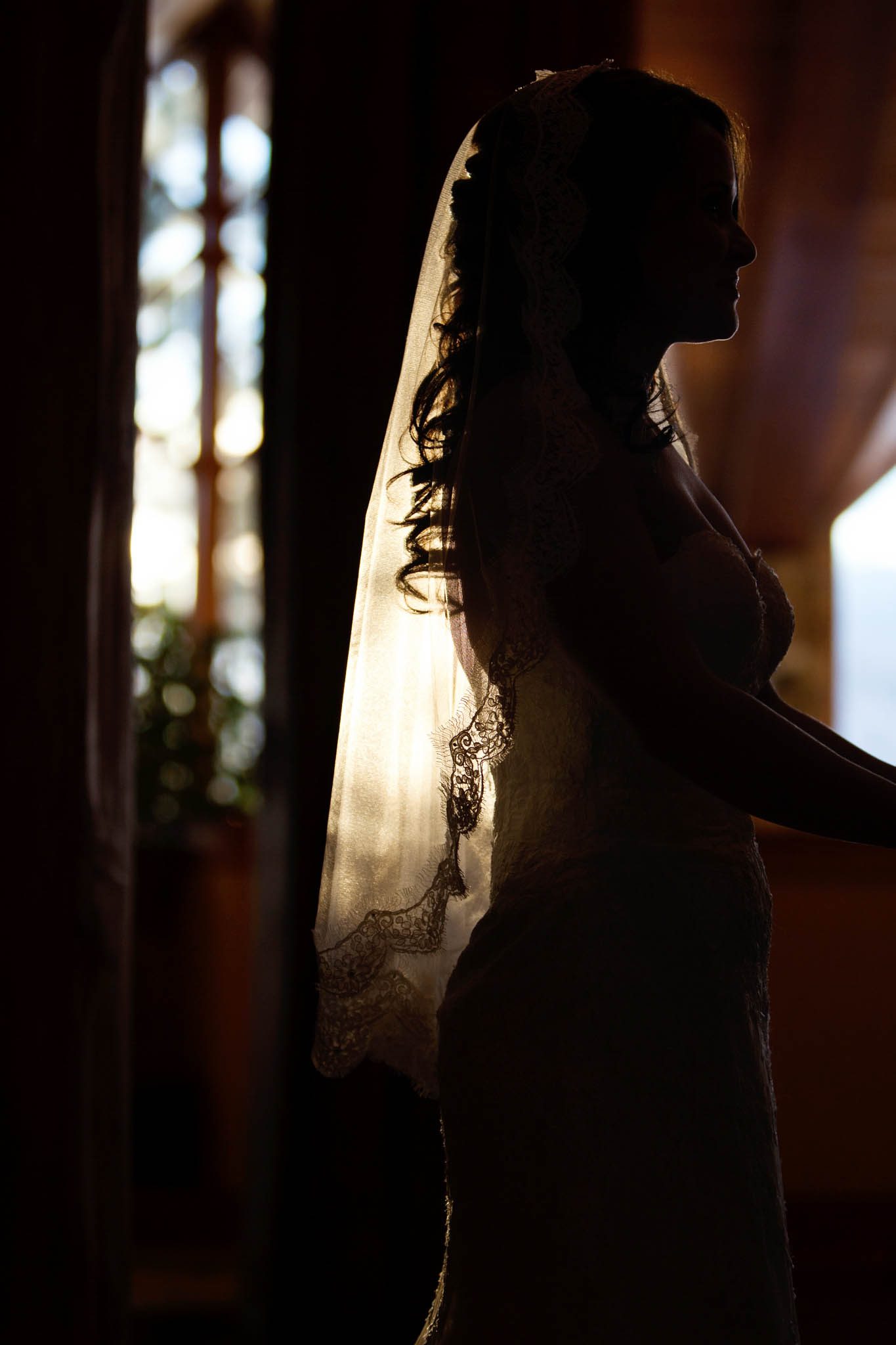 light shining through bride's veil during ceremony, silhouette, lace, Edgewood lobby